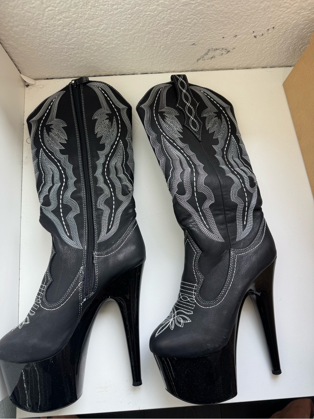 Black Embroidered Platform Western Boots with High Gloss Heel
